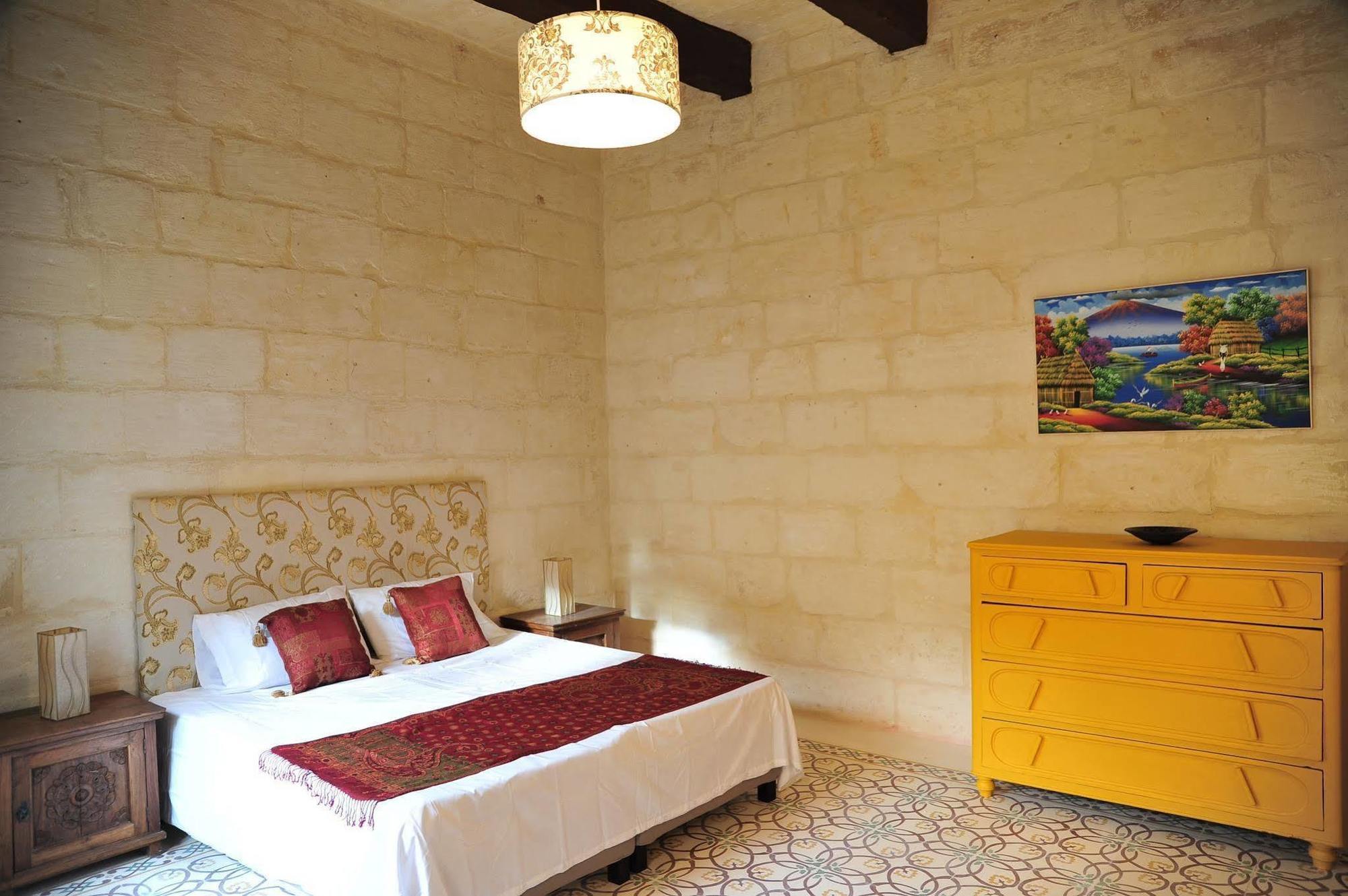 Bed and Breakfast The Stonehouse Saint Julian's Екстер'єр фото